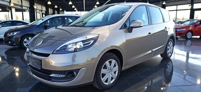RENAULT GRAND SCENIC 1.5 DCI 110CV GPS 1ER MAIN GARANTIE 6MOIS