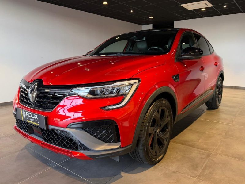 RENAULT ARKANA RS LINE E-TECH FULL HYBRID 145 / CAMERA 360 / ATTELAGE / TOIT NOIR 