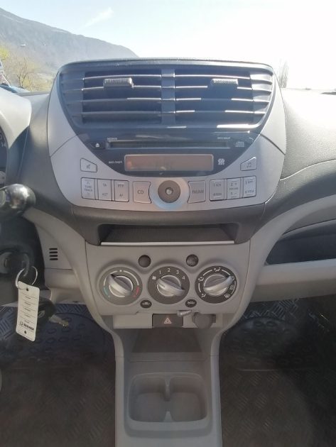 NISSAN Pixo - 70ch essence