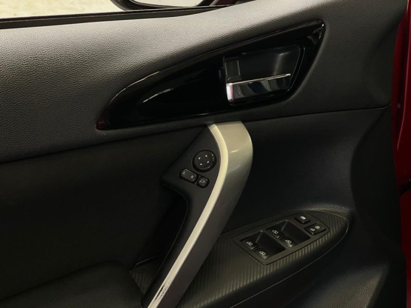 *EXPORT* MITSUBISHI ECLIPSE CROSS ACTIVE+ 4X4 150CH 
