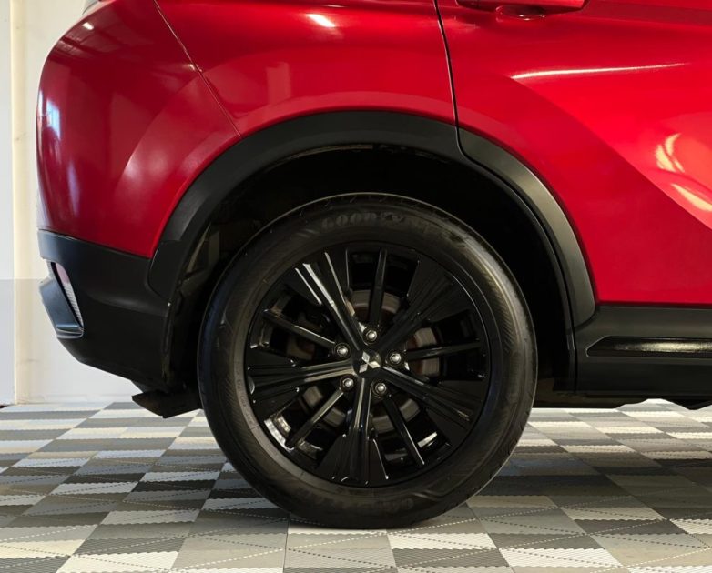 *EXPORT* MITSUBISHI ECLIPSE CROSS ACTIVE+ 4X4 150CH 