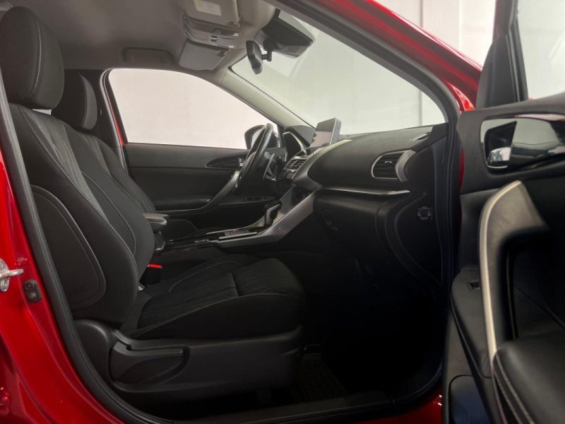 *EXPORT* MITSUBISHI ECLIPSE CROSS ACTIVE+ 4X4 150CH 