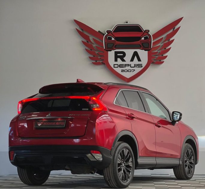 *EXPORT* MITSUBISHI ECLIPSE CROSS ACTIVE+ 4X4 150CH 