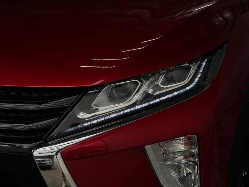 *EXPORT* MITSUBISHI ECLIPSE CROSS ACTIVE+ 4X4 150CH 