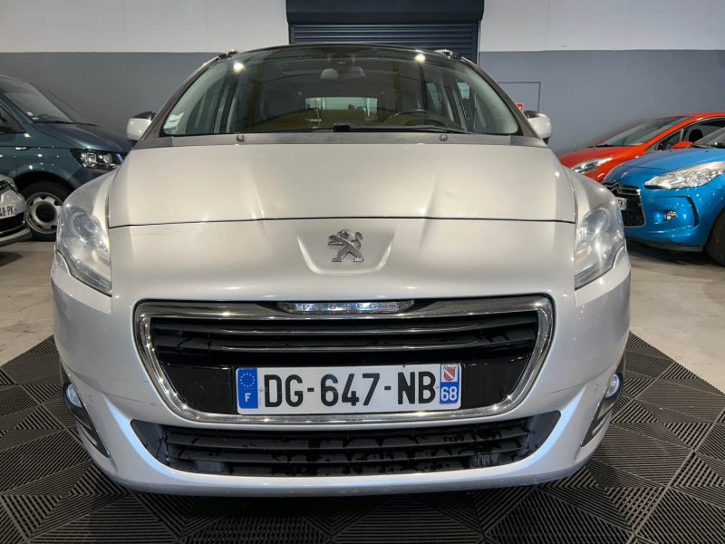 PEUGEOT 5008 1.6 E-HDI 115CH 