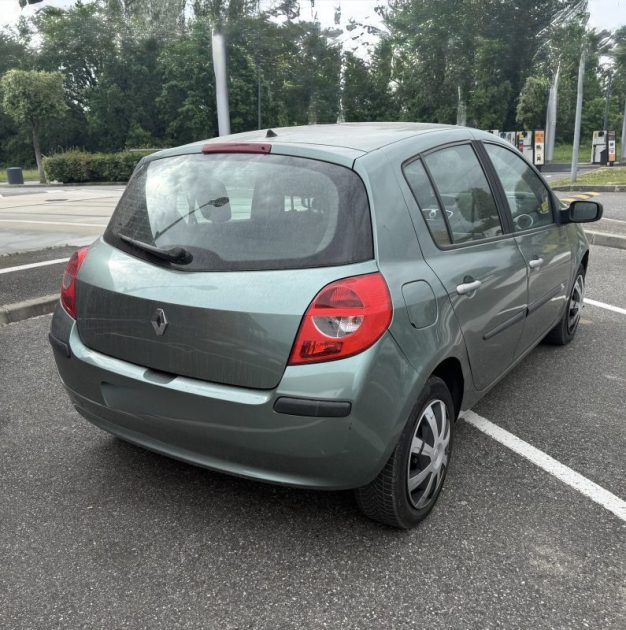 RENAULT CLIO III AUTHENTIQUE 1.5DCI 70 2008