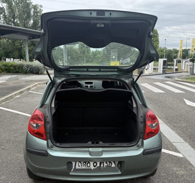 RENAULT CLIO III AUTHENTIQUE 1.5DCI 70 2008