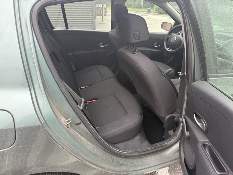 RENAULT CLIO III AUTHENTIQUE 1.5DCI 70 2008