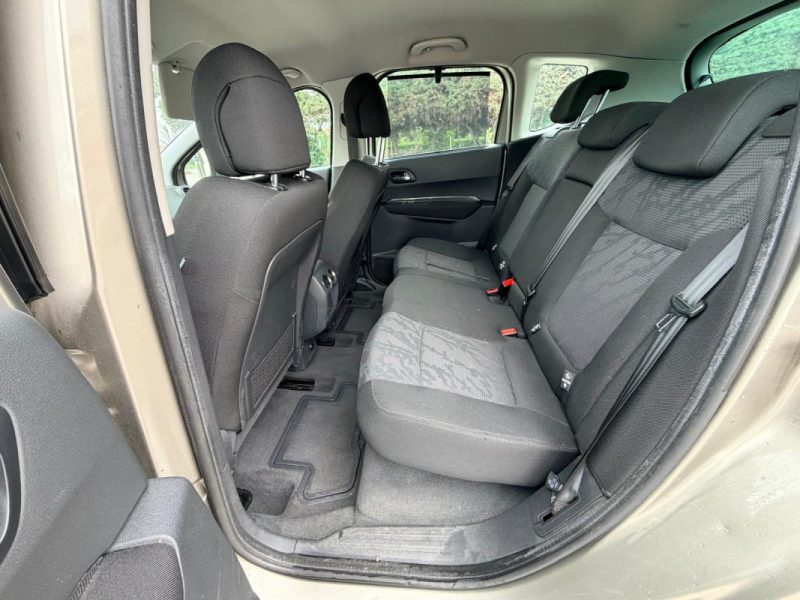 PEUGEOT 3008 1.6 HDI 16V 110 PREMIUM