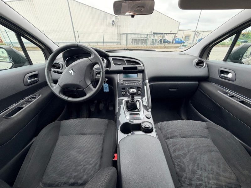 PEUGEOT 3008 1.6 HDI 16V 110 PREMIUM