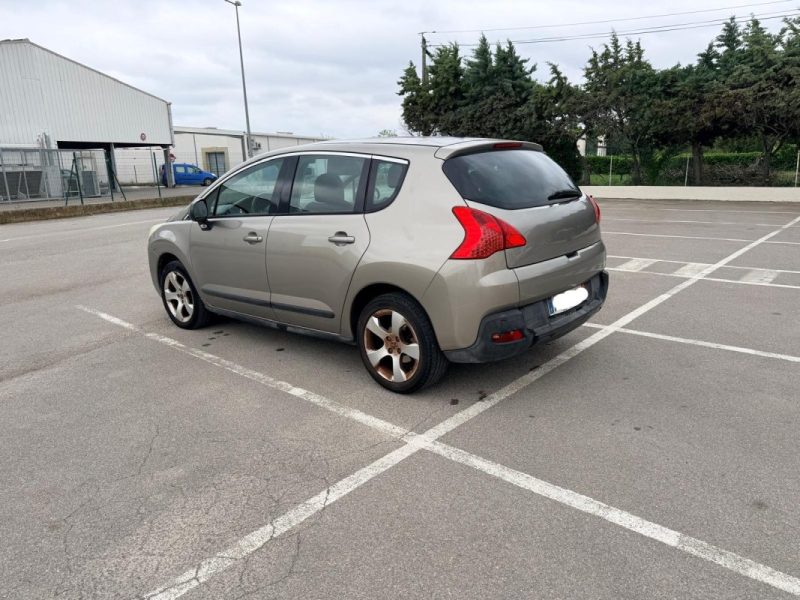 PEUGEOT 3008 1.6 HDI 16V 110 PREMIUM