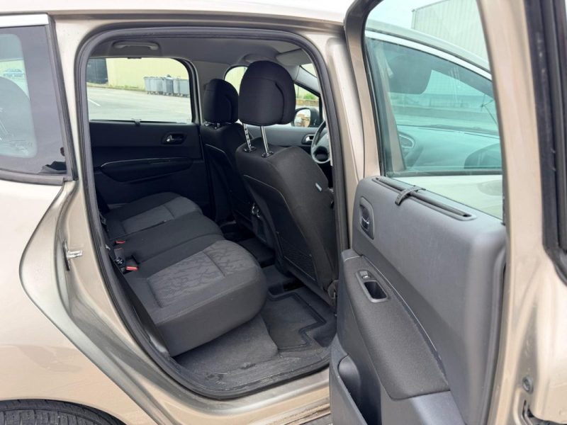 PEUGEOT 3008 1.6 HDI 16V 110 PREMIUM