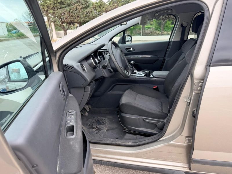 PEUGEOT 3008 1.6 HDI 16V 110 PREMIUM