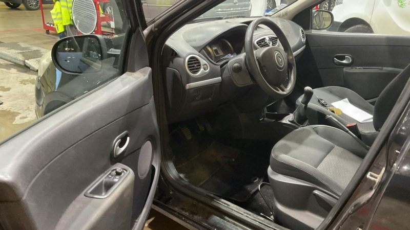 RENAULT CLIO III PHASE 2 1.5DCI 85ch EXPRESSION