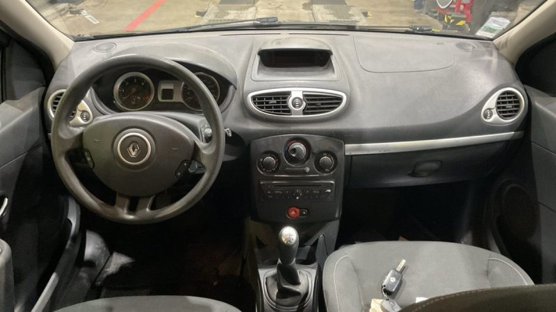 RENAULT CLIO III PHASE 2 1.5DCI 85ch EXPRESSION
