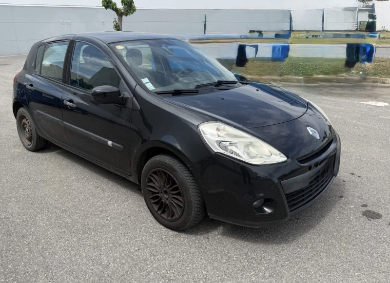 RENAULT CLIO III PHASE 2 1.5DCI 85ch EXPRESSION