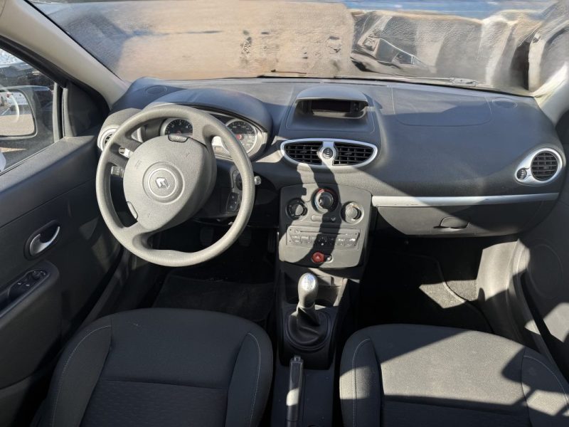 RENAULT CLIO III PHASE 2 1.5DCI 85ch EXPRESSION