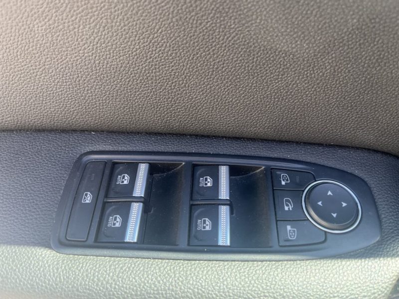 RENAULT CAPTUR INTENS 1.3 TCE 140CH EDC 2021