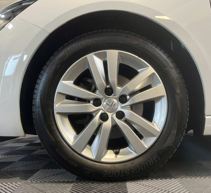 PEUGEOT 308 II 1.5 BLUEHDI 100CH BVM6 ACTIVE 