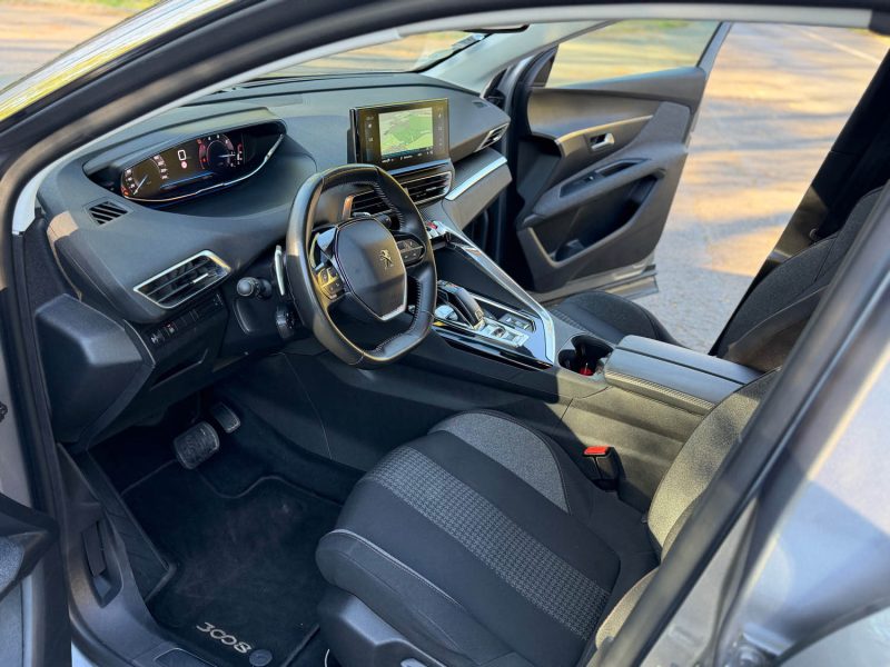 PEUGEOT 3008  1.5 HDI 130CH   2022