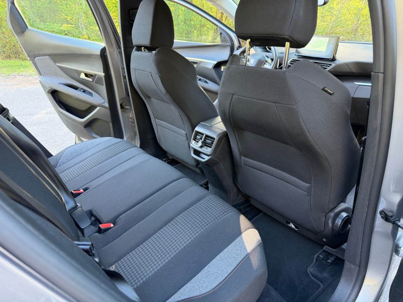 PEUGEOT 3008  1.5 HDI 130CH   2022