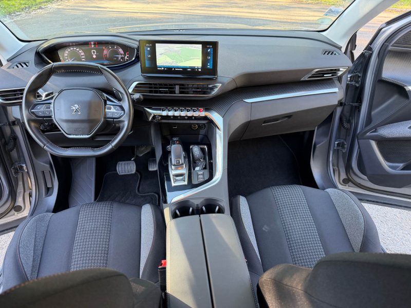 PEUGEOT 3008  1.5 HDI 130CH   2022