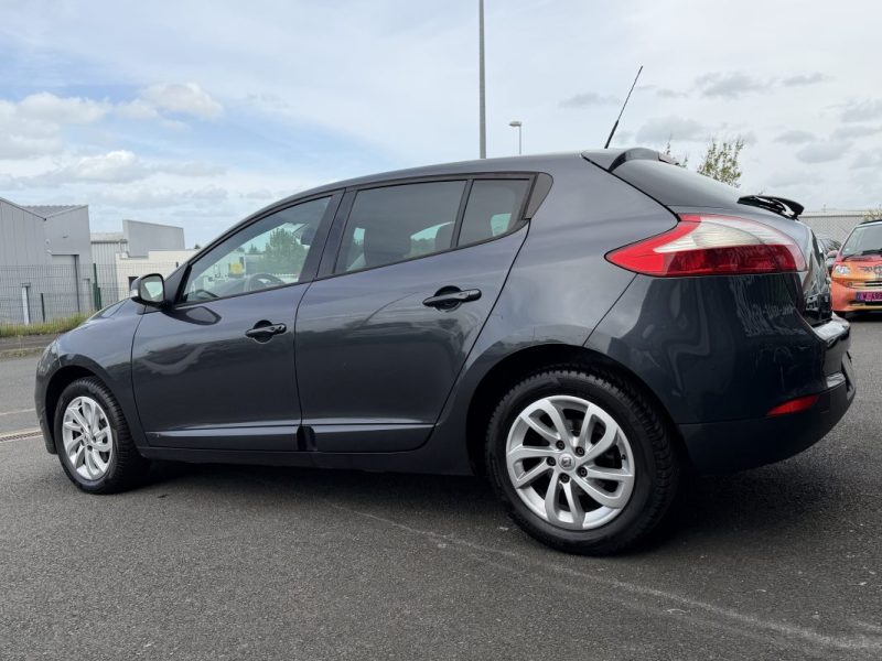 RENAULT MEGANEIII 1.5 DCI 110CH DYNAMIQUE ECO² 2013