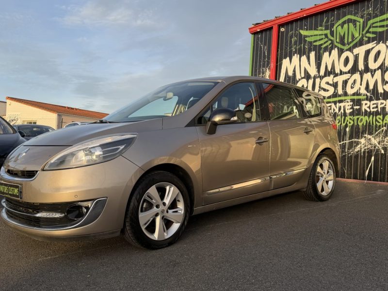 RENAULT SCÉNIC III 1.5 DCI 2012
