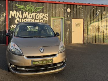RENAULT SCÉNIC III 1.5 DCI 2012