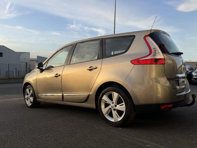 RENAULT SCÉNIC III 1.5 DCI 2012