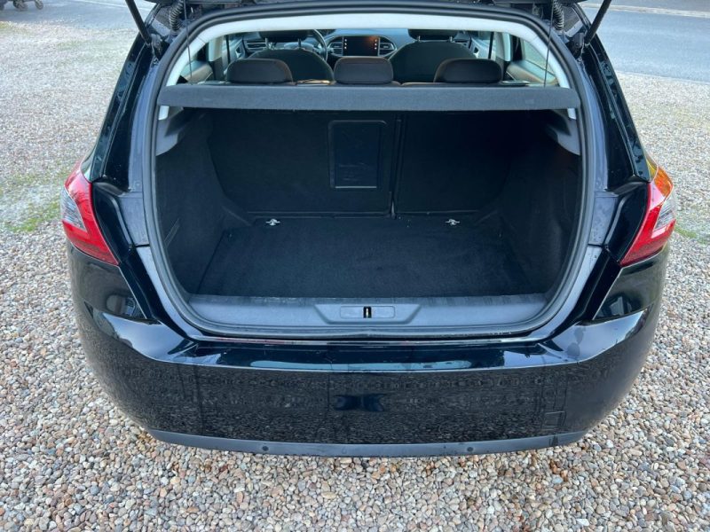 PEUGEOT 308 1.5 BlueHDi 100 ch E6.c S&S Active Business