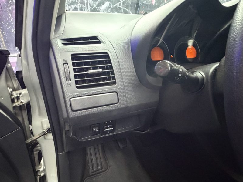 TOYOTA AURIS 90 D4D TERRA 2009