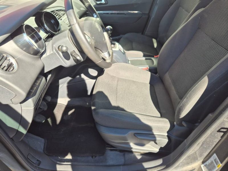 PEUGEOT 5008 1.6 BLUEHDI 120CH S&S BVM6 7 PLACES ALLURE 2016