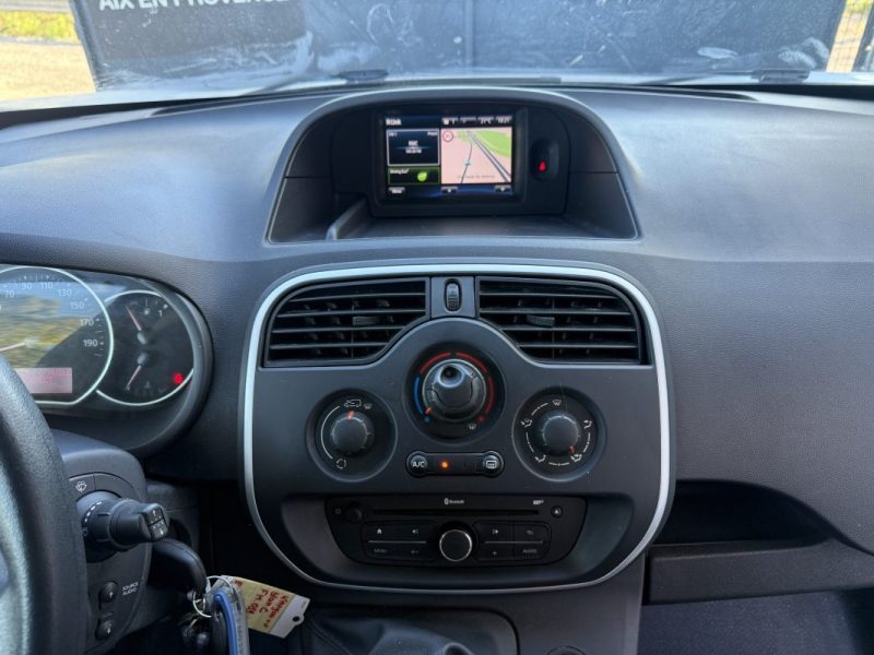 RENAULT KANGOO 2 1.5 BLUEDCI 95CH GPS CAMÉRA DISTRIBUTION NEUVE 2019