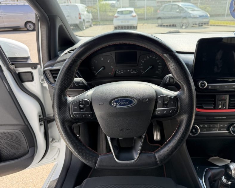 FORD Focus diesel 85ch ST-Line Business 2019 - CarPlay - ST LINE SPORT