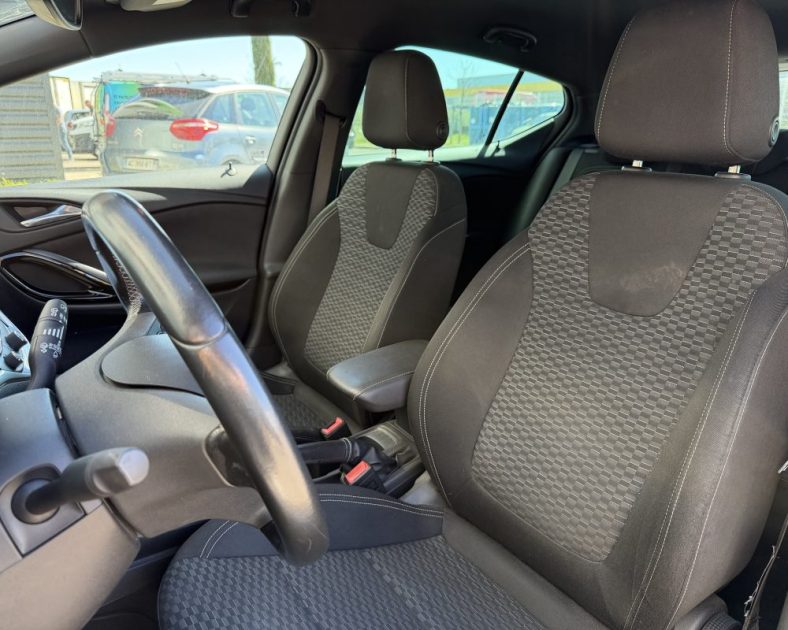 OPEL ASTRA 1.4i Turbo - 150ch Dynamic - PNEUS MICHELIN PILOT SPORT