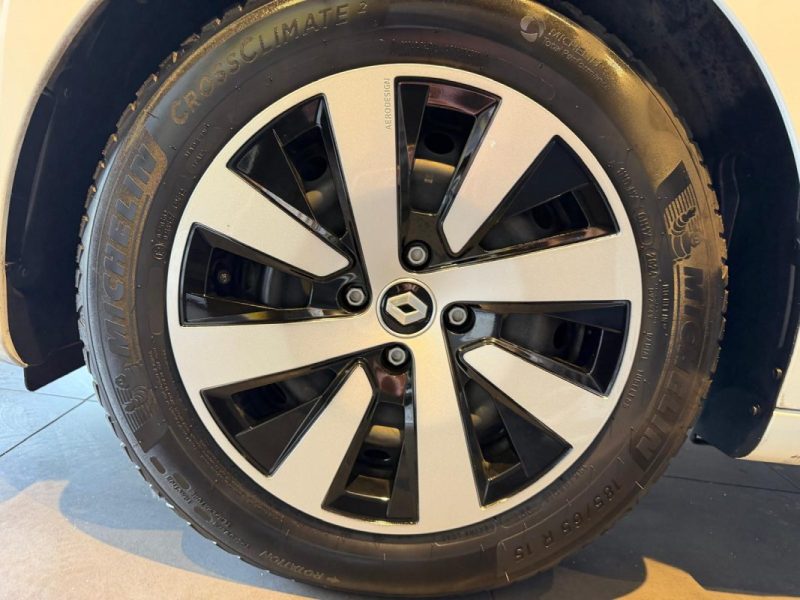 RENAULT CLIO 5 1.5 BLUE DCI 100 EVOLUTION / entretien Renault 