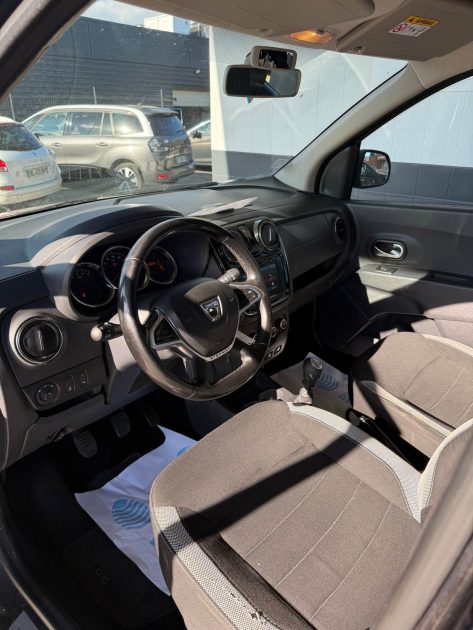 Dacia Lodgy 1.5 BlueDci 115ch Stepway 7 places - Suivi et Entretenu