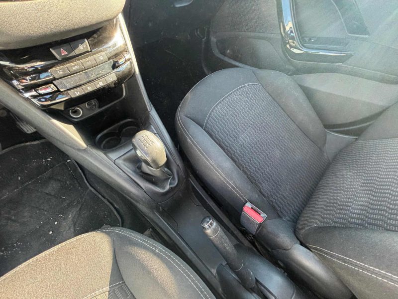 PEUGEOT 208 1.6 BLUEHDI 100CH ALLURE 5P 2016