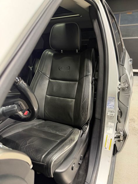 JEEP GRAND CHEROKEE OVERLAND  2012