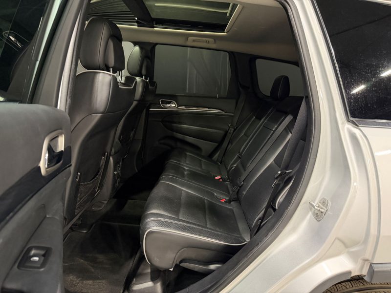 JEEP GRAND CHEROKEE OVERLAND  2012