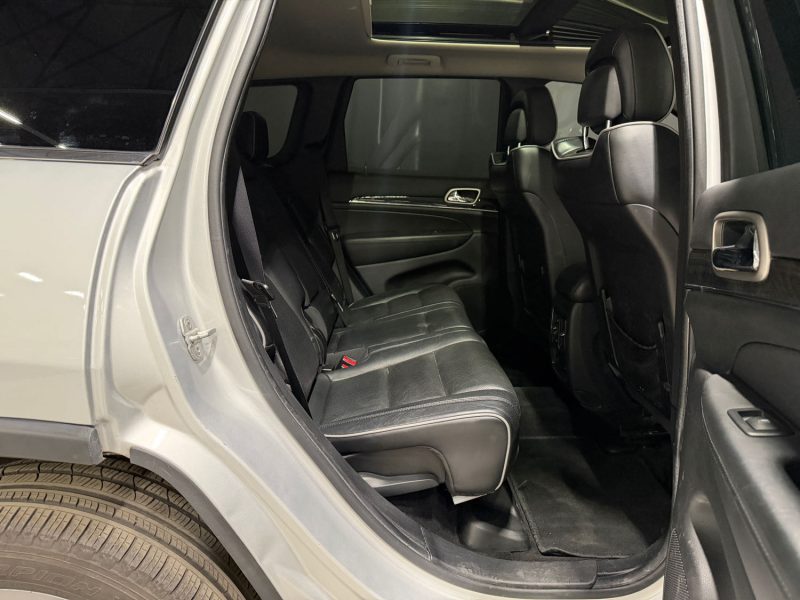 JEEP GRAND CHEROKEE OVERLAND  2012