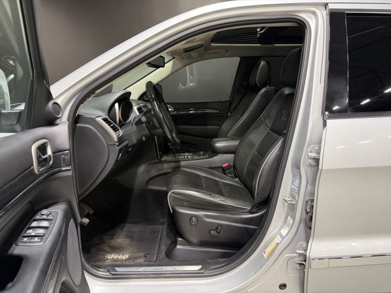 JEEP GRAND CHEROKEE OVERLAND  2012