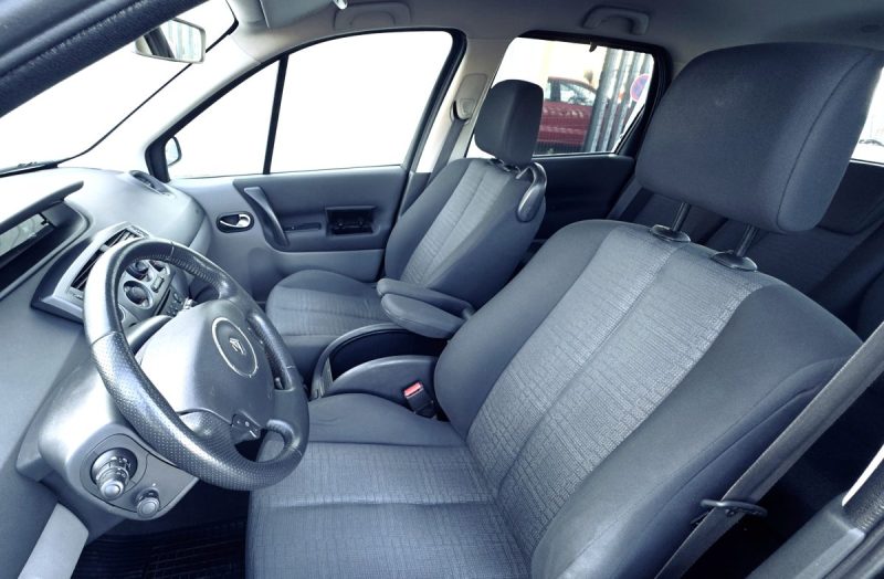 RENAULT SCENIC 1.9 DCI 130CV 1ER MAIN GARANTIE 6MOIS