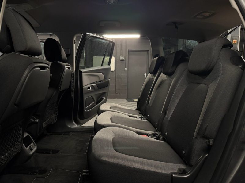 CITROEN C4 PICASSO GRAND II 1.6 HDI 120 Cv 7 PLACES / APPLE CARPLAY & ANDROID - GARANTIE 1 AN