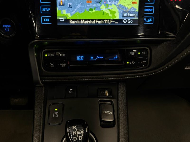 TOYOTA AURIS II PHASE (2) 1.8 HYBRIDE 136 DESIGN AUTO / BOITE AUTOMATIQUE CRIT AIR 1 - Garantie 1 an