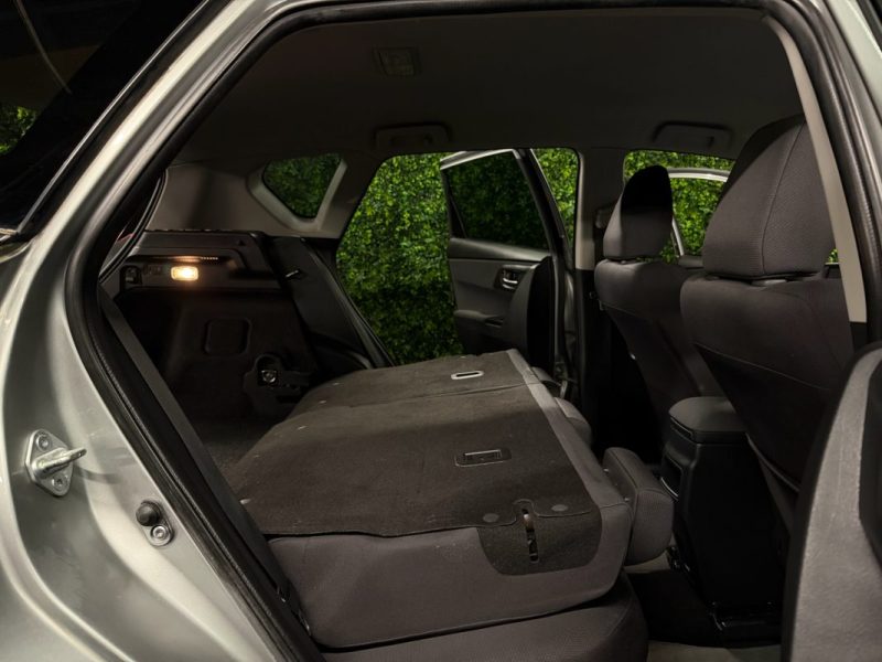 TOYOTA AURIS II PHASE (2) 1.8 HYBRIDE 136 DESIGN AUTO / BOITE AUTOMATIQUE CRIT AIR 1 - Garantie 1 an