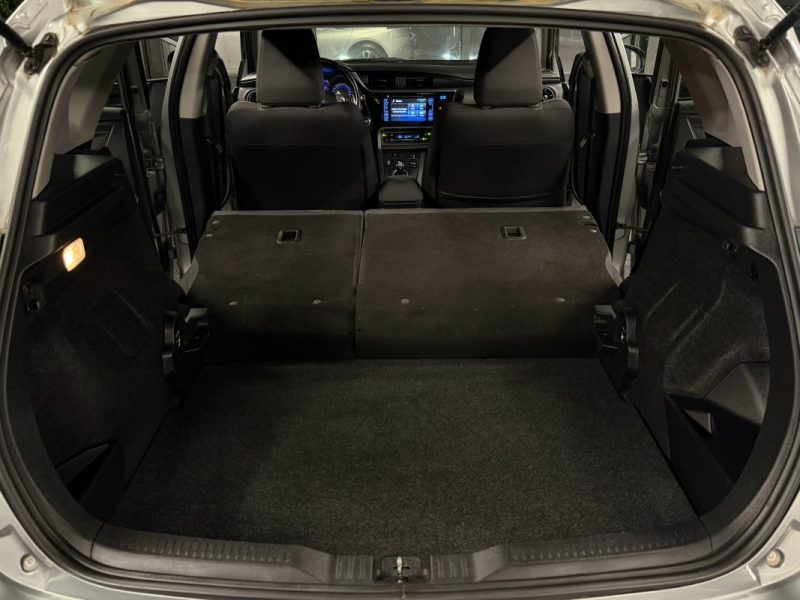TOYOTA AURIS II PHASE (2) 1.8 HYBRIDE 136 DESIGN AUTO / BOITE AUTOMATIQUE CRIT AIR 1 - Garantie 1 an
