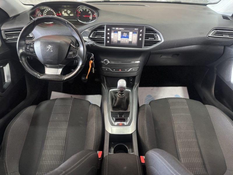 PEUGEOT 308 II 1.2 PURETECH 130CH ALLURE S&S 5P 2016