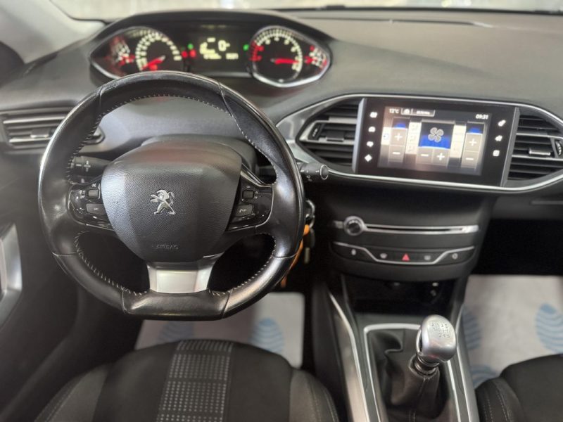 PEUGEOT 308 II 1.2 PURETECH 130CH ALLURE S&S 5P 2016